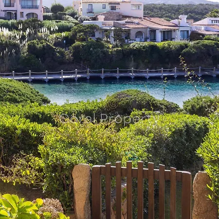 Waterfront Su Privata- - By Coral شقة بورتو كيرفو